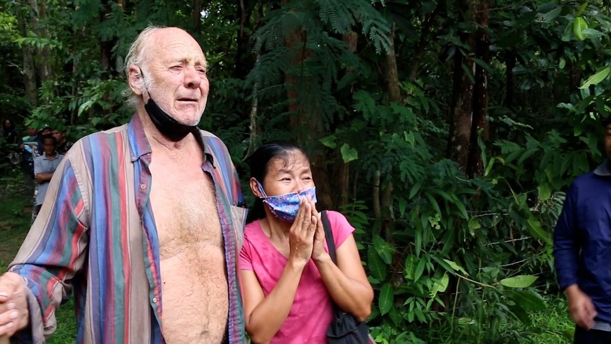 Senior se ztratil v džungli. Tři dny pil vodu z kaluže